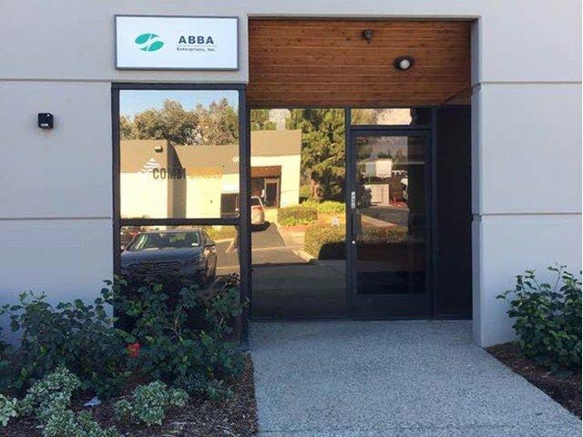 Hunter Douglas Dealer Image